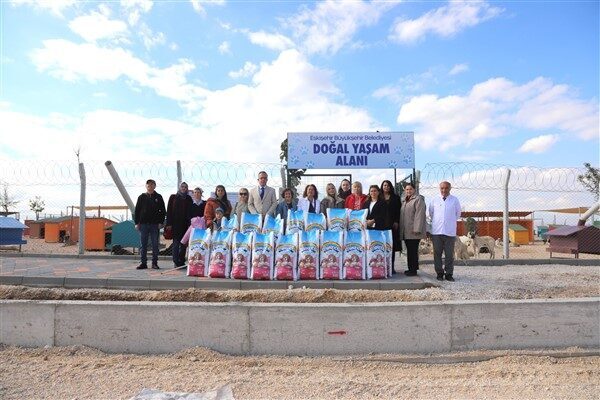 Eskişehir Büyükşehir Belediyesi, Sarısungur Mahallesi’nde oluşturduğu Doğal Yaşam Alanı’nda sahipsiz