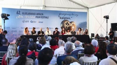 Tunç Davut’un yönettiği “Kesilmiş Bir Ağaç Gibi” ve Ragıp Ergün’ün