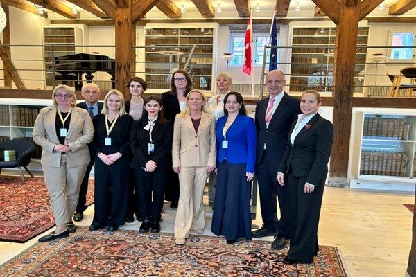 Kirilov, Kopenhag’daki Yaşlanma ve Uzun Süreli Bakım Konferansı’na katıldı Konferans, Danimarkalı yaşlı bakımı bakanının davetiyle, sağlık ve sosyal politika