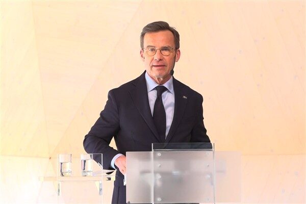 Kristersson: Ukrayna’nın Rusya’ya karşı özgürlüğünü savunmasına yardım ediyoruz İsveç Başbakanı Ulf Kristersson, İsveç'in Ukrayna’nın özgürlüğünü Rusya’ya karşı savunmasına yardım