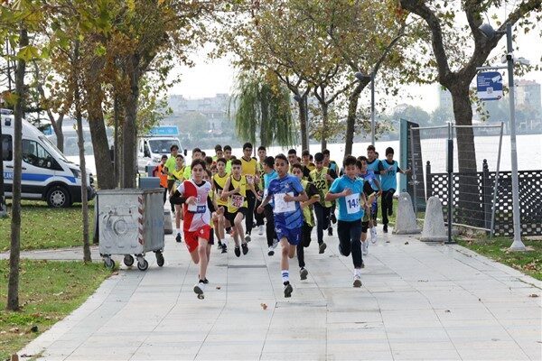 Küçük Kızlar, Küçük Erkekler, Yıldız Kızlar, Yıldız Erkekler, Genç Kızlar