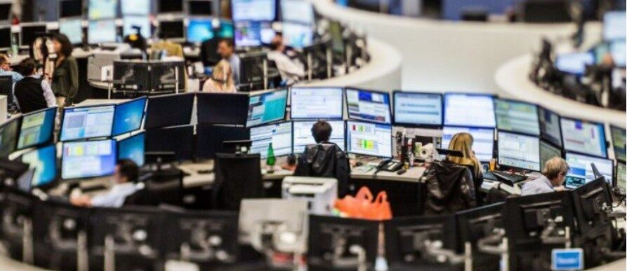 Analistlere göre, İngiltere'nin FTSE Endeksi yüzde 0,2 düşüşle, Almanya'nın DAX