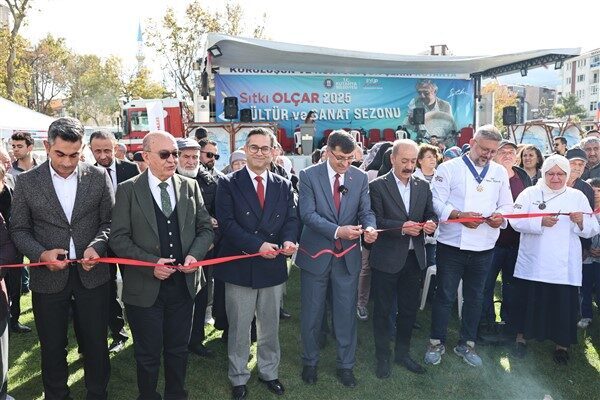 Kütahya Gastronomi Festivali başladı Festivalin açılışında Kütahya Belediye Başkanı Eyüp Kahveci, gastronominin bir şehrin