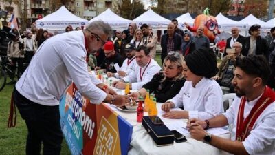 Kütahya Belediye Başkanı Eyüp Kahveci’nin katılımıyla, belediye bahçesinde gerçekleşen 2.