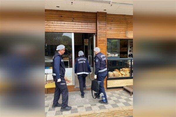 Manisa Büyükşehir Belediyesi’nden gıda denetimleri Halk sağlığını korumak, vatandaşların güvenilir, hijyenik gıdaya ulaşmasını sağlamak amacıyla
