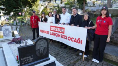 31 Ekim 2002’de yakalandığı amansız hastalık sonucu hayatını kaybetmişti. Belediyeden