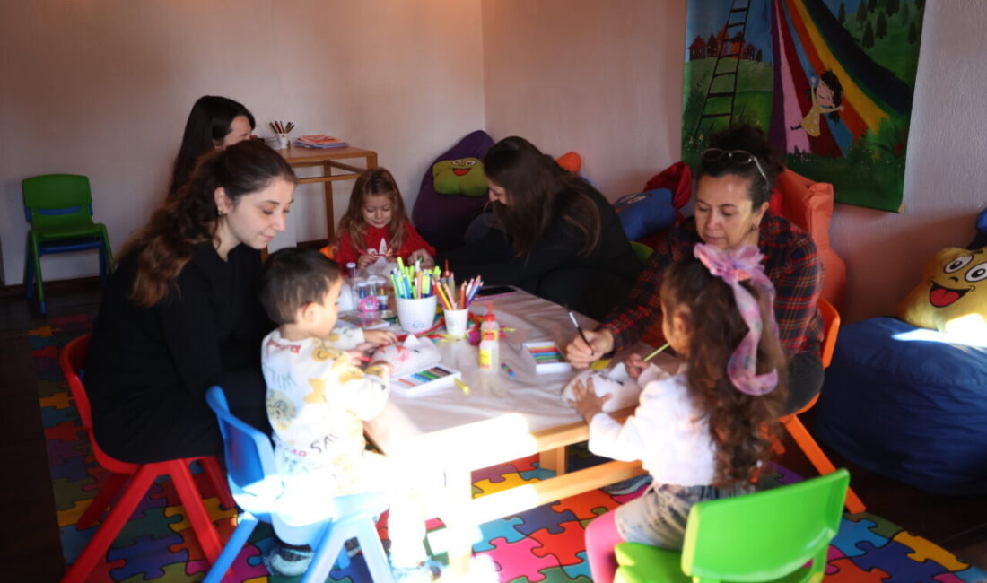 Atölyelerde farklı yaş gruplarına yönelik olarak Görsel Sanatlar, Motor Beceri