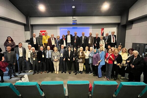 Nilüfer Kent Konseyi Emekliler Meclisi, Karaman Dernekler Yerleşkesi’nde düzenlenen genel