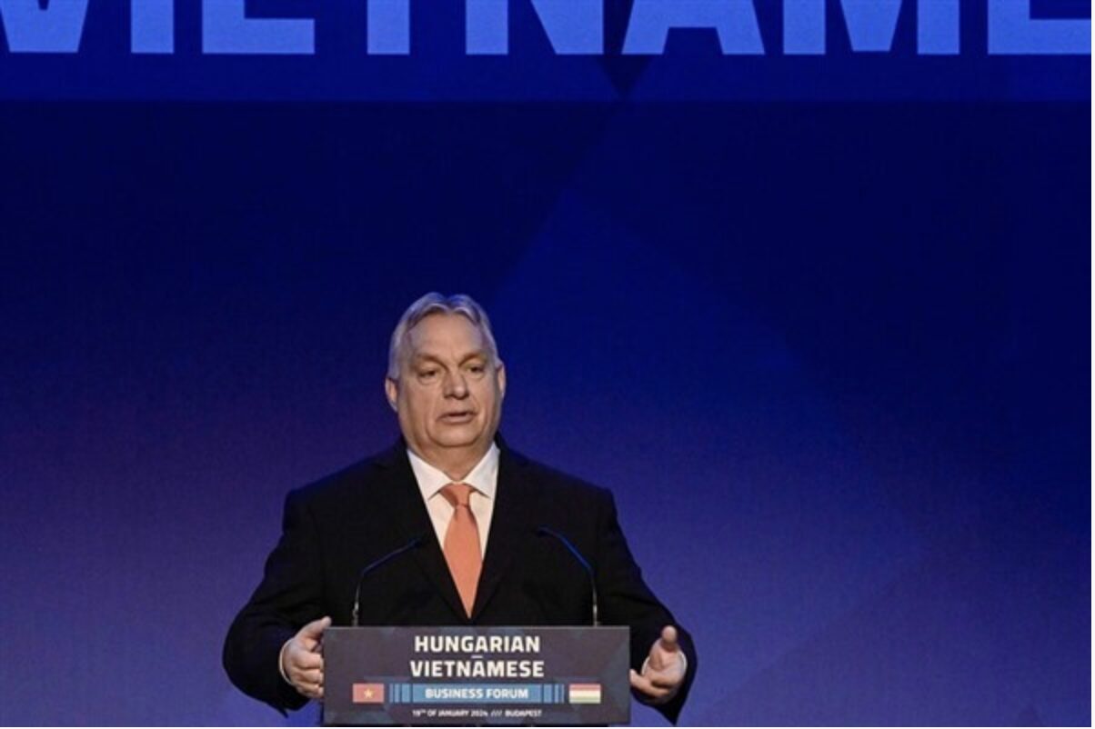 Macaristan Başbakanı Viktor Orban, Ukrayna’nın Avrupa Birliği’ne girmek istemesini ve ordusu