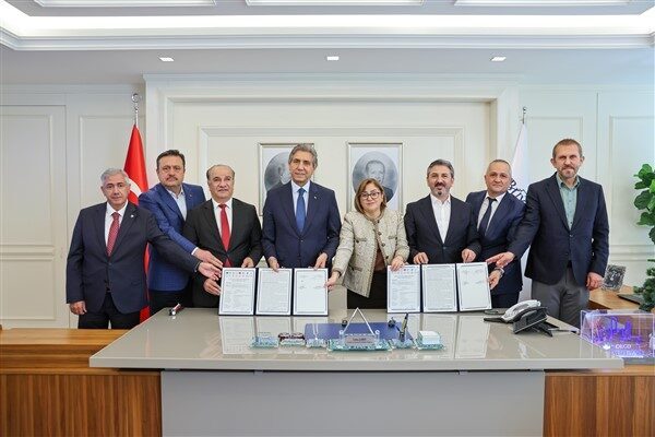Gaziantep Büyükşehir Belediye Başkanı Fatma Şahin, Çalışma ve Sosyal Güvenlik