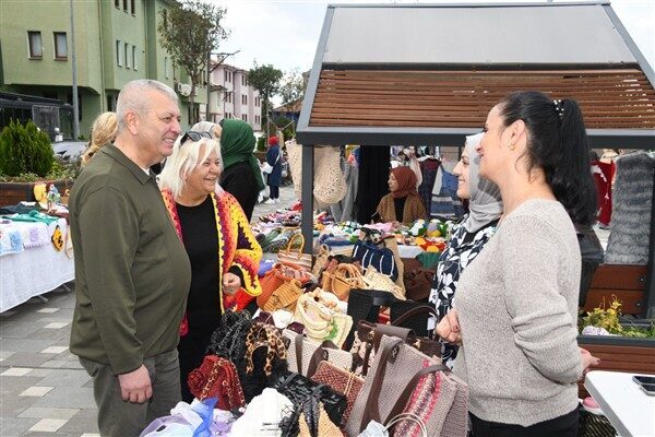 Kadın Girişimciler Sokağı, kadınların emeklerini sergileyebildiği, üretim heyecanını paylaşabildiği ve