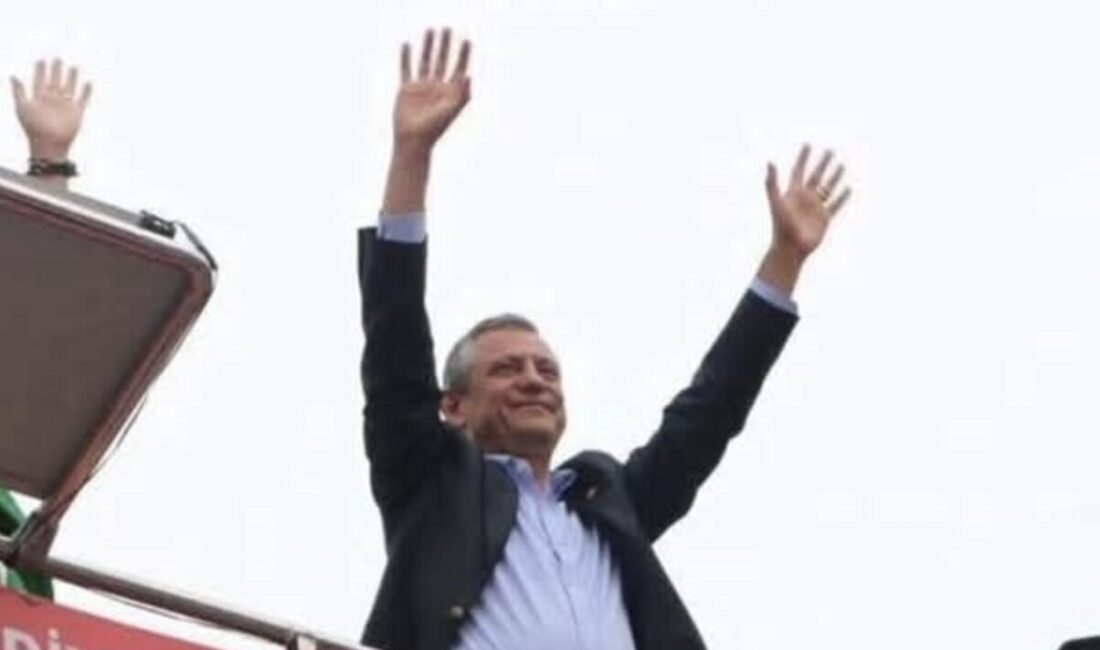 CHP Genel Başkanı Özel, “Otoriterlik, sınırları rahatlıkla aşan bulaşıcı bir hastalıktır.