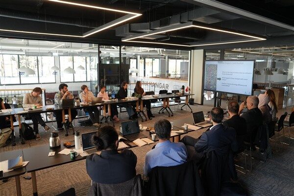 Makine Hangar’da gerçekleştirilen toplantıya, proje koordinatörü Vrije Üniversitesi ile Belçika,