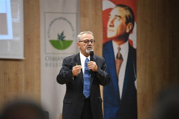 Prof. Dr. Naci Görür’den Balıkesir depremine ilişkin uyarı: Hasarlı evlerden uzak durun Görür, “Aktaş–Sındırgı (Balıkesir) bölgesinde bir deprem oldu. Bu bölge bir