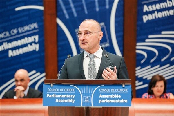 Hırvatistan Dışişleri Bakanı Gordan Grlic Radman, bugün rehinelerin serbest bırakılmasıyla