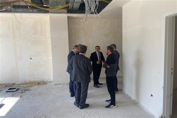 Ziyarete, Kamu Hastaneleri Başkanı Gürkan Altuntaş, Eğitim ve Araştırma Hastanesi