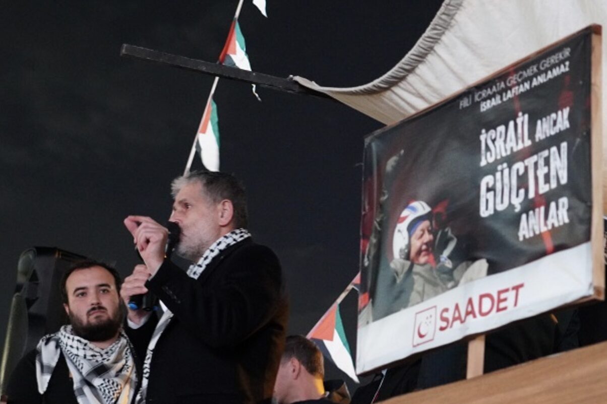 Saadet Partisi Bursa İl Başkanlığı tarafından, uluslararası sularda seyreden “Özgürlük