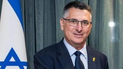 Saar, görüşmeye ilişkin yaptığı açıklamada, Hizbullah’ın İran’ın desteğiyle yeniden yapılanma