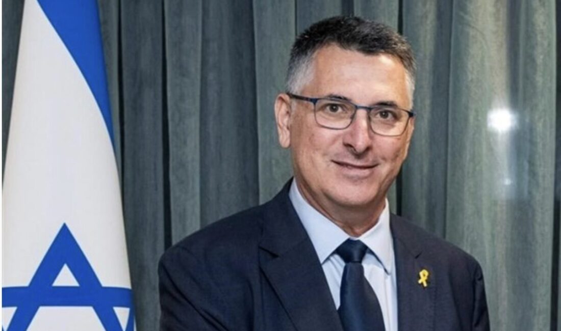 İsrail Dışişleri Bakanı  Saar, Macaristan Dışişleri Bakanı Szijjarto ile yaptığı