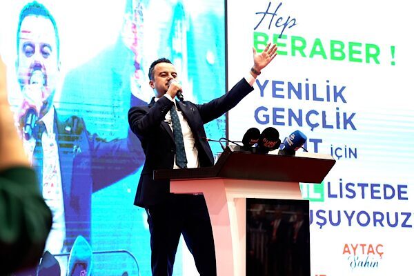 Nilüfer İlçe Kongresi’nin ardından açıklama yapan Aytaç Şahin, örgüt disiplinine