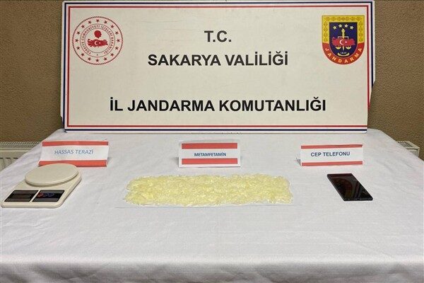 Sakarya İl Jandarma Komutanlığı ekipleri; uyuşturucu madde imal ve ticareti