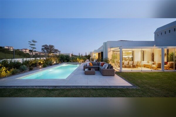 Birinci derecede deprem bölgesi olan İzmir'de konut almak isteyenler sağlam