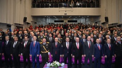 Trabzon Büyükşehir Belediye Başkanı Genç, Cumhuriyet’in 102. yıl dönümü nedeniyle