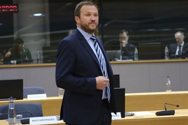 Tsahkna, görüşmede 2027 yılında Tallinn’de düzenlenecek Ukrayna Yeniden İmar Konferansı’na