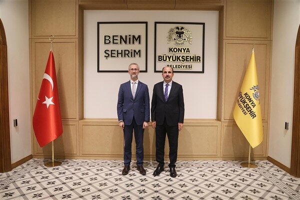 Büyükşehir Belediyesi Taş Bina’da gerçekleşen ziyarette konuşan Başkan Altay, Büyükelçi
