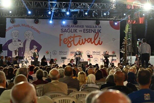 Kepez Belediyesi tarafından “Yaşlı Dostu Kepez” projesi kapsamında bu yıl