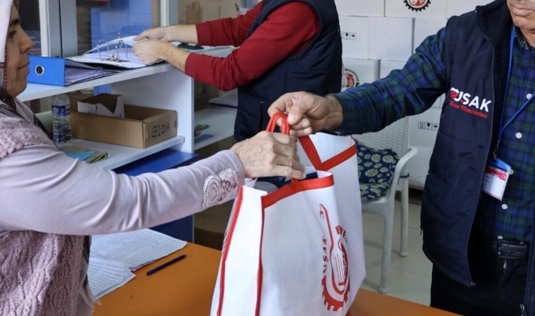 Uşak Belediyesi tarafından, son iki yılda ihtiyaç sahibi vatandaşlara gıda,