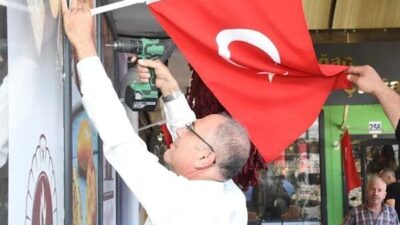 29 Ekim Cumhuriyet Bayramı’nın 102’nci yılı dolayısıyla Antakya Belediye Başkanı