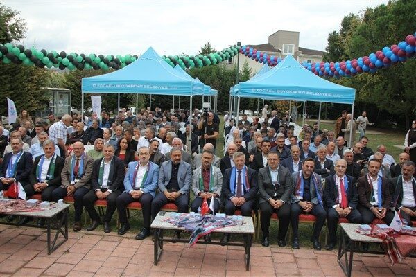 Vali Aktaş, Genel Kurul’da yeniden başkanlığa seçilen İbrahim İbrahimoğlu ve