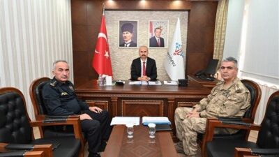 Vali Canalp, İçişleri Bakanı Ali Yerlikaya başkanlığında VKS üzerinden gerçekleştirilen