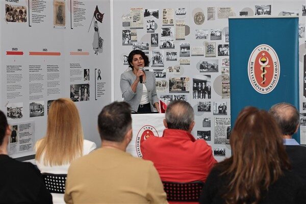 Veteriner hekimler Nilüfer’de buluştu Nilüfer Belediyesi Dr. Ceyhun İrgil Sağlık Müzesi’nde gerçekleştirilen programda, Ankara