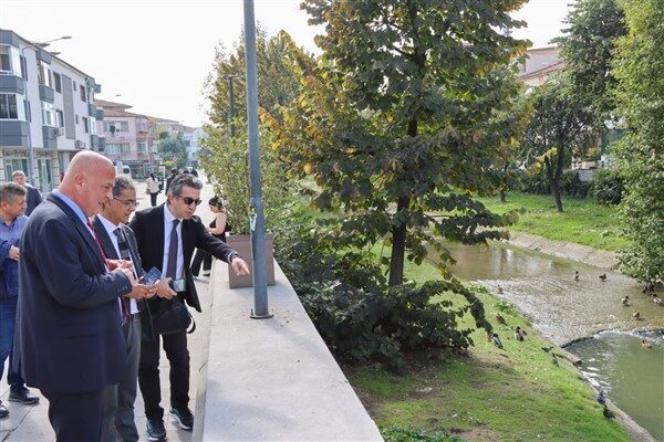 İncelemeye Yalova Belediye Başkan Yardımcısı Murat Tiryaki, Belediye Meclis Üyeleri