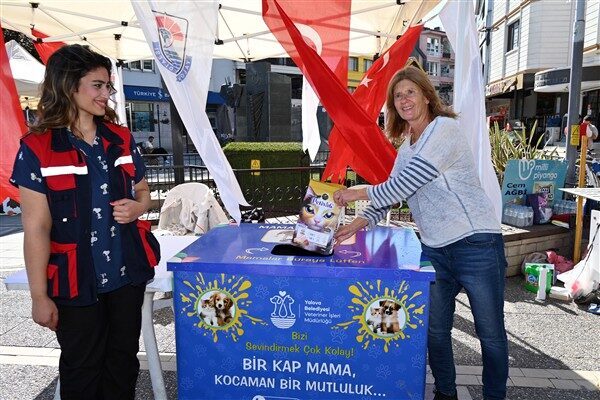 Yalova Belediyesi tarafından sokak hayvanlarının beslenmesine katkı sağlamak amacıyla düzenlenen