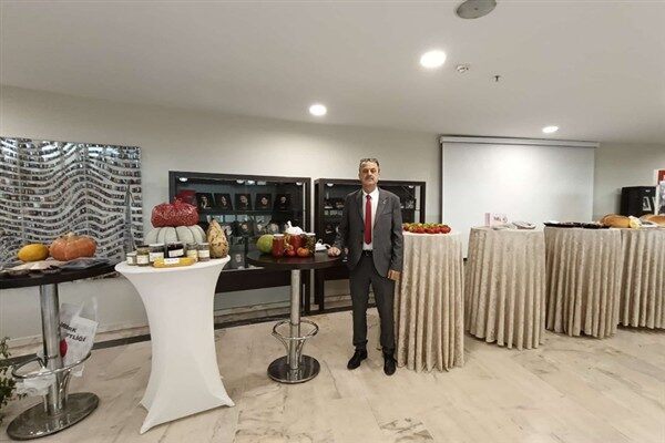 Zafer Partisi tarafından düzenlenen ve Türkiye’nin tarım politikalarına yönelik çözüm