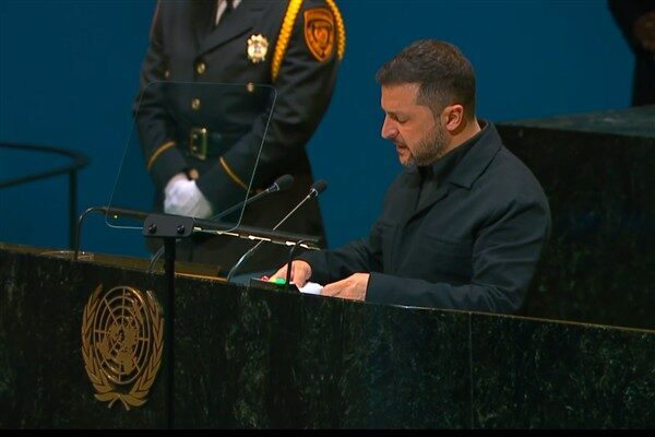 Zelenski: Slovenya’nın Ukrayna’ya desteği son derece kıymetli Fajon’un Ukrayna’daki ziyaretini başkent Kiev’de tamamladığını belirten Zelenski, “Bu tür