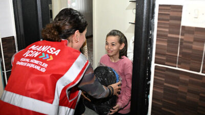 Manisa Büyükşehir Belediyesi’nin yürüttüğü çalışmalar kapsamında 15 bin öğrenciye okul