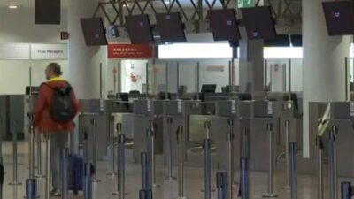 Ulaştırma Bakanı Sean Duffy, iptallerin Ekim ortasından beri maaşları ödenmeyen