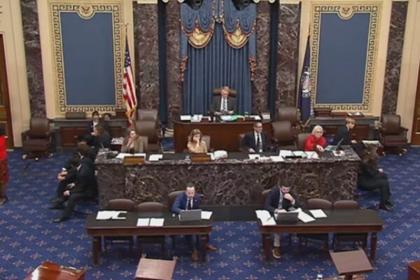 Senato, hükümetin yeniden açılmasına yönelik önemli bir adım olarak, hükümetin