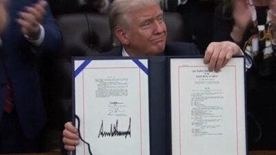 Pazartesi günü Senato, federal hükümetin finansmanının 30 Ocak'a kadar uzatılmasını