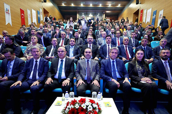 Bakanlığın aktardığı bilgilere göre, Ağrı’daki KOBİ’lere 421 milyon lira KOSGEB