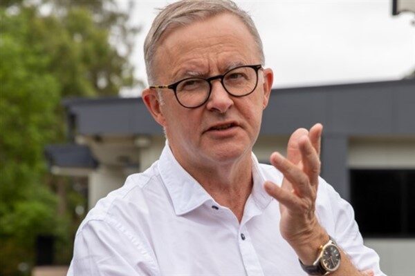 Albanese mesajında, “Leon Byner Güney Avustralya’yı çok severdi ve Güney