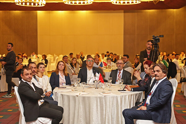 Antalya Büyükşehir Belediyesi’nin ev sahipliğinde, Avrupa Birliği destekli CLIMAAX Projesi