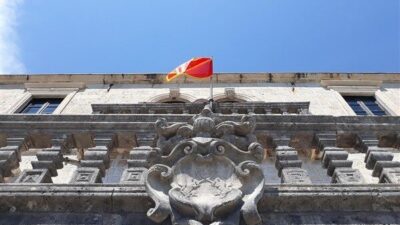 Karadağ Başbakanı Spajic, Avrupa Yatırım Bankası’nın (EIB) ofis açtığını duyurdu.