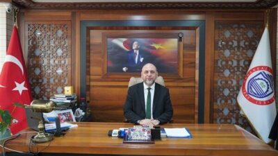 Orhangazi Belediye Başkanı Aydın, yayımladığı mesajda Atatürk’ün yalnızca bir asker