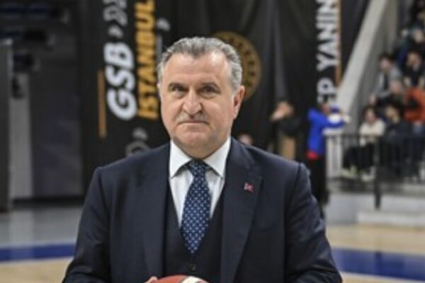 Gençlik ve Spor Bakanı Bak, Bulgaristan'ın Kırcaali şehrinde düzenlenen Rodopların