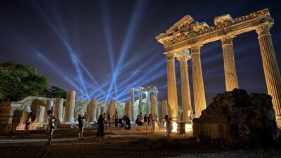 Kültür ve Turizm Bakanı Mehmet Nuri Ersoy, Antalya'nın Ekim ayında geçen